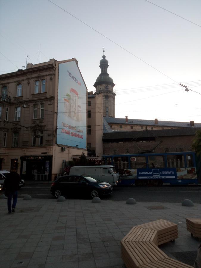 Lviv Amazing Rooftop Apartment Екстериор снимка